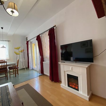 Villa Elisa Вонярцвашгедь Екстер'єр фото